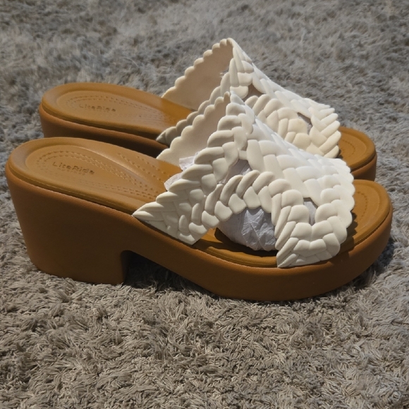 CROCS Women's White Braided Wedge Sandals - Picture 8 of 13